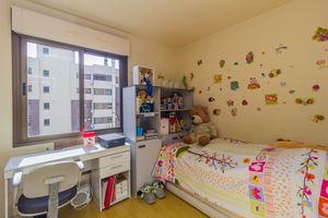 Image 14 - 878488