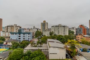 Image 4 - 878494
