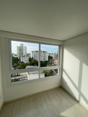 Image 3 - 878494