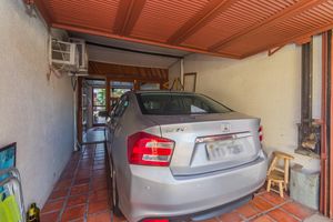 Image 32 - 878495