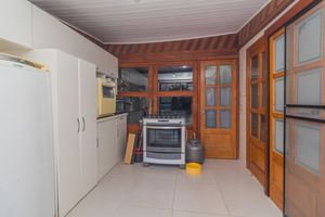 Image 35 - 878495