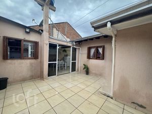 Image 19 - 878546