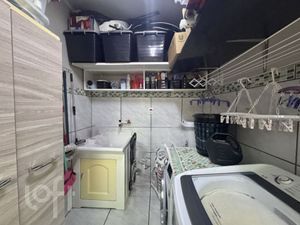 Image 15 - 878546