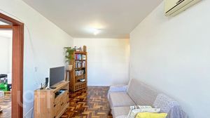 Image 6 - 878548