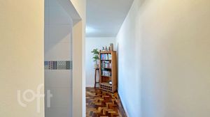 Image 7 - 878548