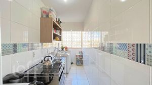 Image 9 - 878548
