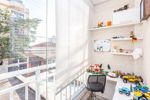 Image 37 - 878553