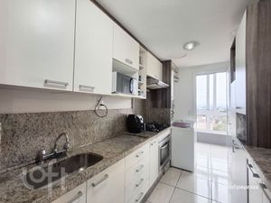 Image 11 - 878566