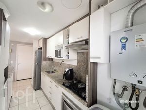 Image 10 - 878566