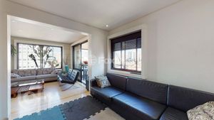 Image 4 - 878569