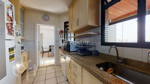 Image 14 - 878569