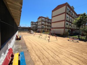 Image 8 - 878570