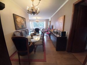 Image 6 - 878571