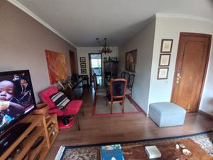 Image 3 - 878571