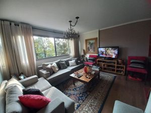 Image 4 - 878571