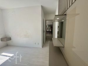 Image 7 - 878587