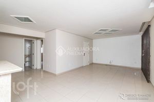 Image 1 - 878590
