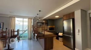 Image 14 - 878597