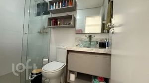 Image 8 - 878597