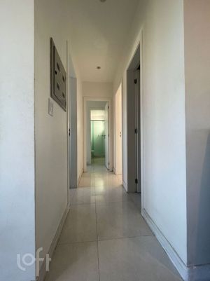 Image 6 - 878637