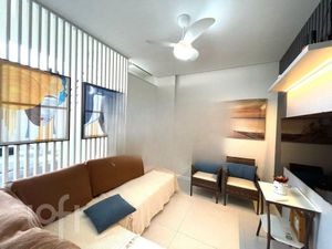 Image 8 - 878638
