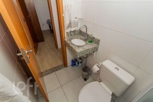 Image 17 - 878639