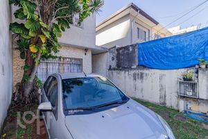Image 38 - 878640