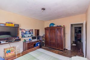 Image 7 - 878640
