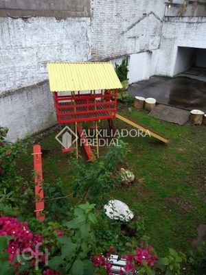 Image 4 - 878645