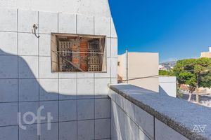 Image 9 - 878656