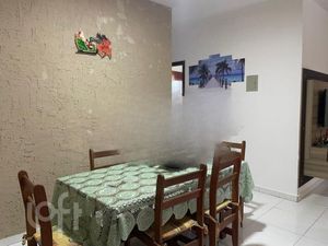 Image 12 - 878658