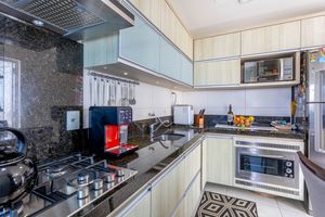 Image 26 - 878665