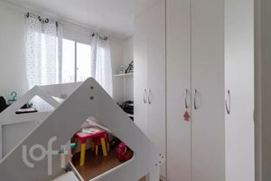 Image 15 - 878666