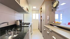 Image 13 - 878669