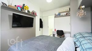 Image 22 - 878669