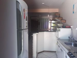 Image 5 - 878670