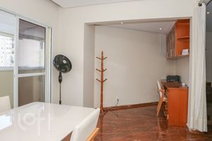 Image 3 - 878671