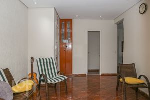 Image 0 - 878671