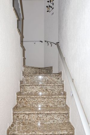 Image 16 - 878671