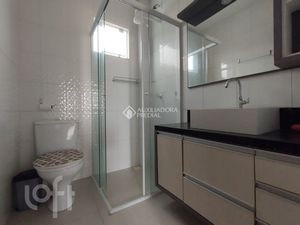 Image 7 - 878672