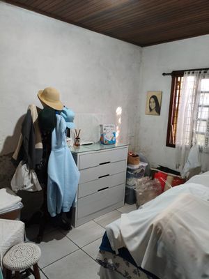 Image 11 - 878674