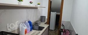 Image 7 - 878684