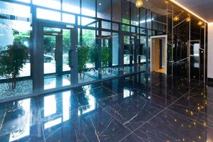 Image 14 - 878685