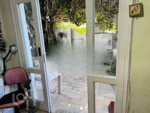 Image 14 - 878687