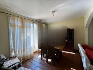 Image 11 - 878687