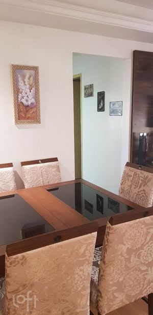 Image 19 - 878690