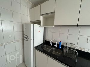 Image 11 - 878693