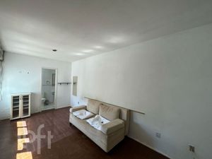 Image 4 - 878693