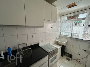 Image 12 - 878693