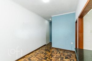 Image 11 - 878694